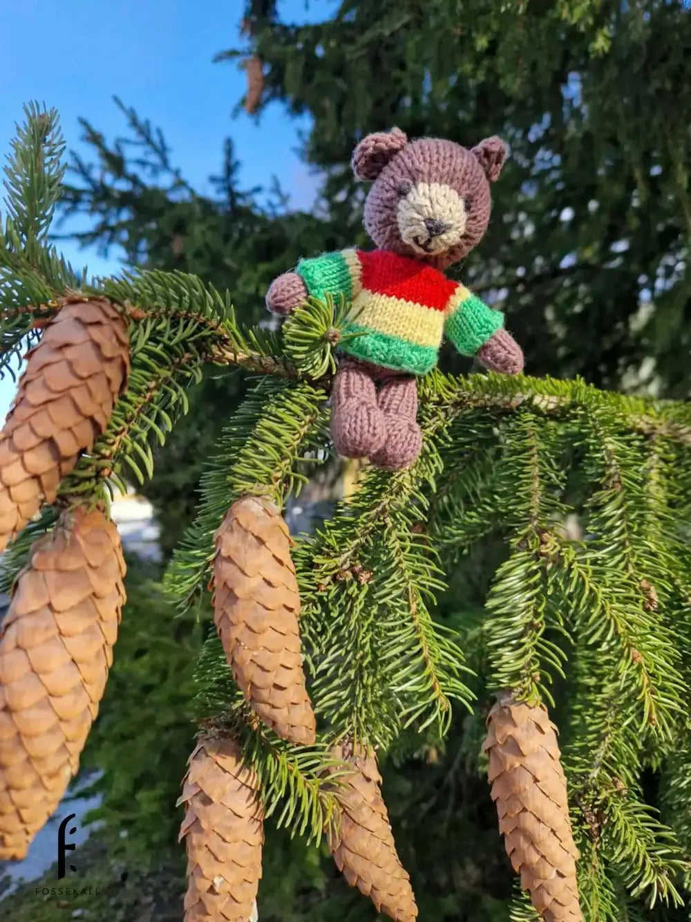 Bamse med påskegenser 